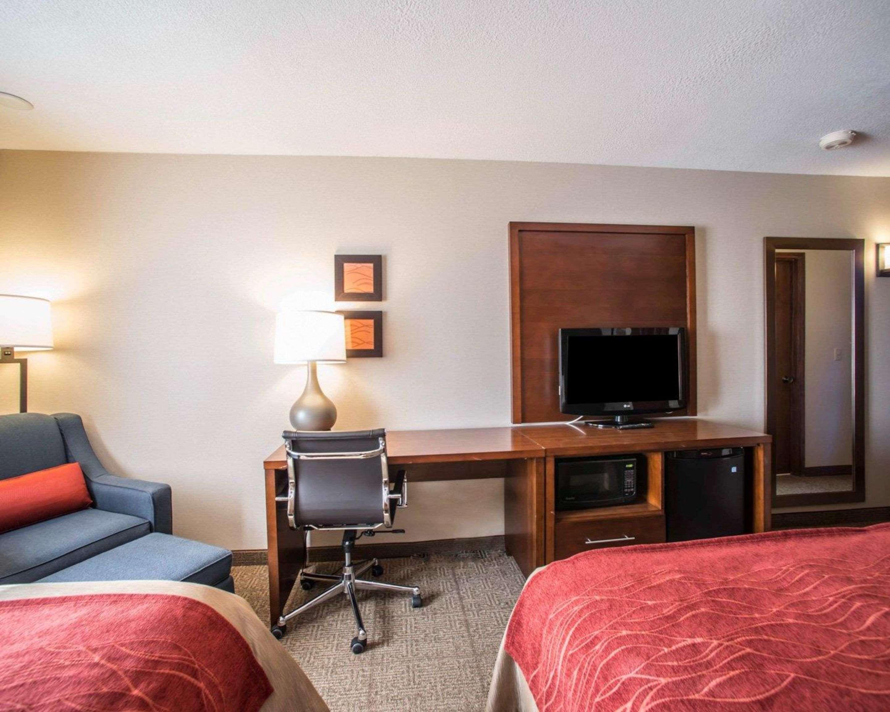 Quality Inn & Suites Boonville - Columbia Kültér fotó