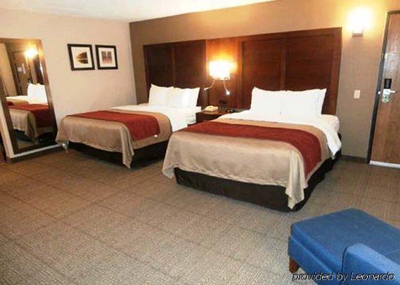Quality Inn & Suites Boonville - Columbia Kültér fotó