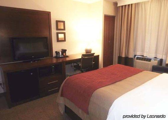 Quality Inn & Suites Boonville - Columbia Kültér fotó